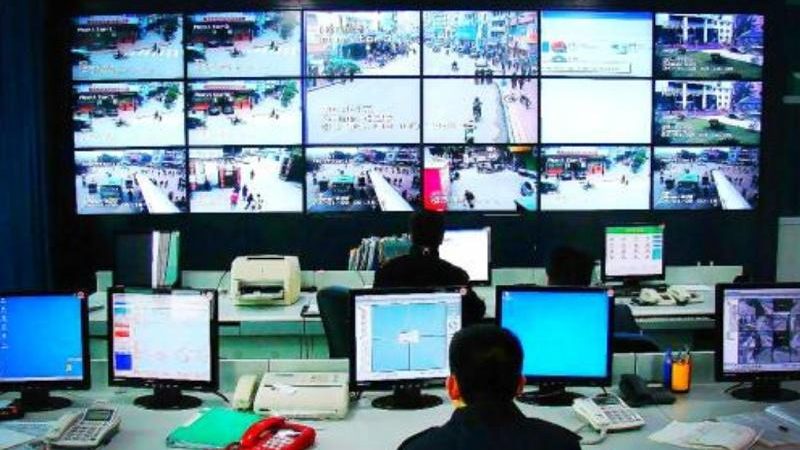智能区域入侵检测：摄像头如何看懂你的警戒线